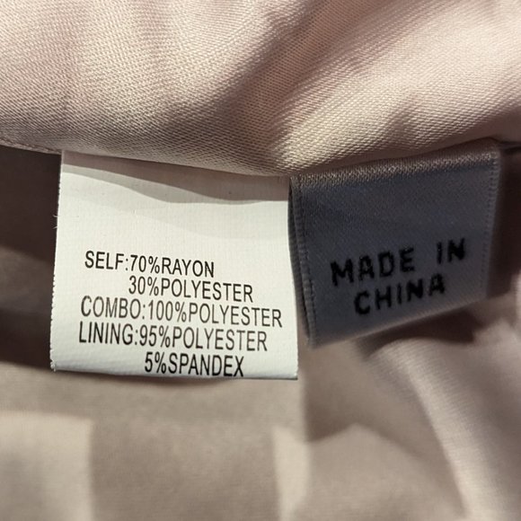 NWT - Kay Unger Silver Sequined Cropped Jacket (Size: 12) - Picture 4 of 9